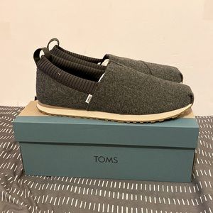 TOMS Alpargata Resident Grey men’s sz 10